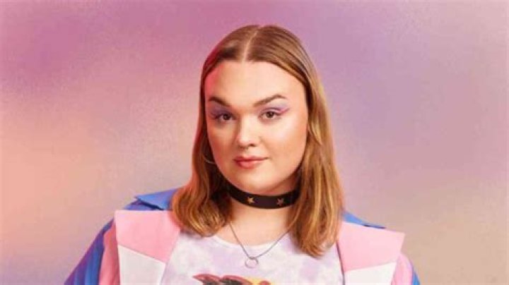 Allie Dunn: The Rising Star Redefining Content Creation