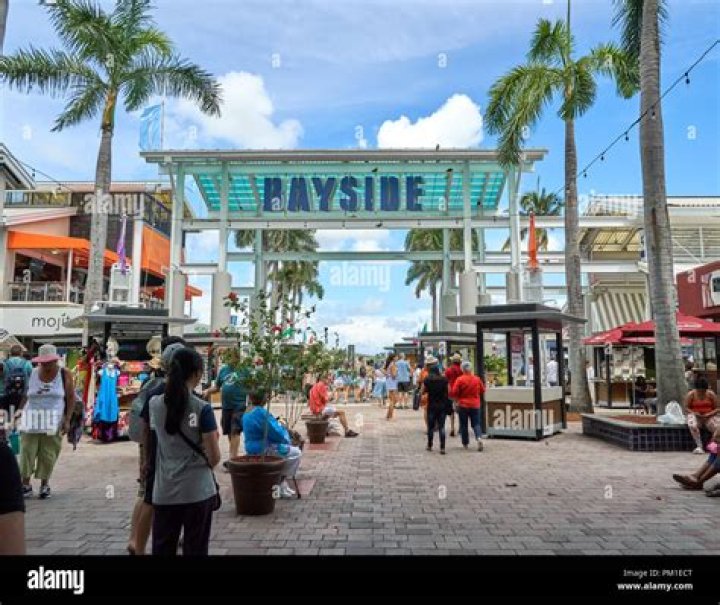Discover the Ultimate Bayside Miami Shopping Experience