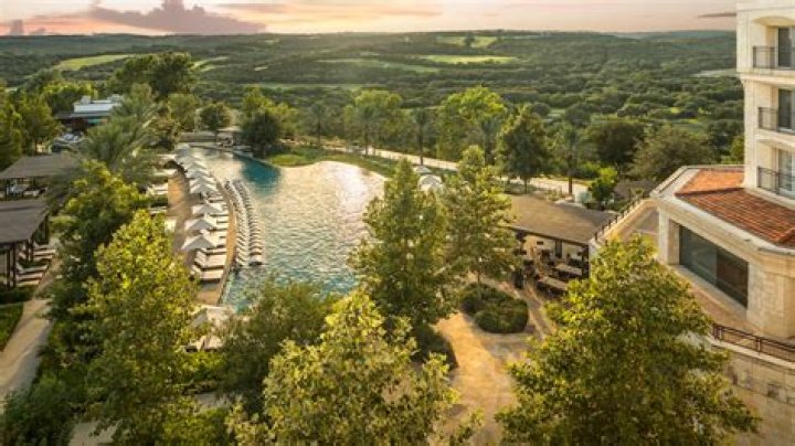 Discover the Ultimate Stay at DoubleTree by Hilton San Antonio Texas