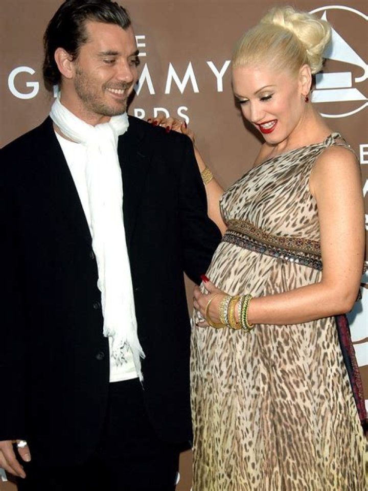Gwen Stefani Pregnant by Blake Shelton: The Story Behind the Headlines