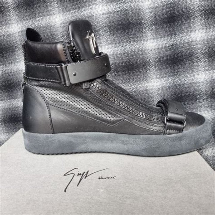 Is Giuseppe Zanotti Considered a Luxury Brand?