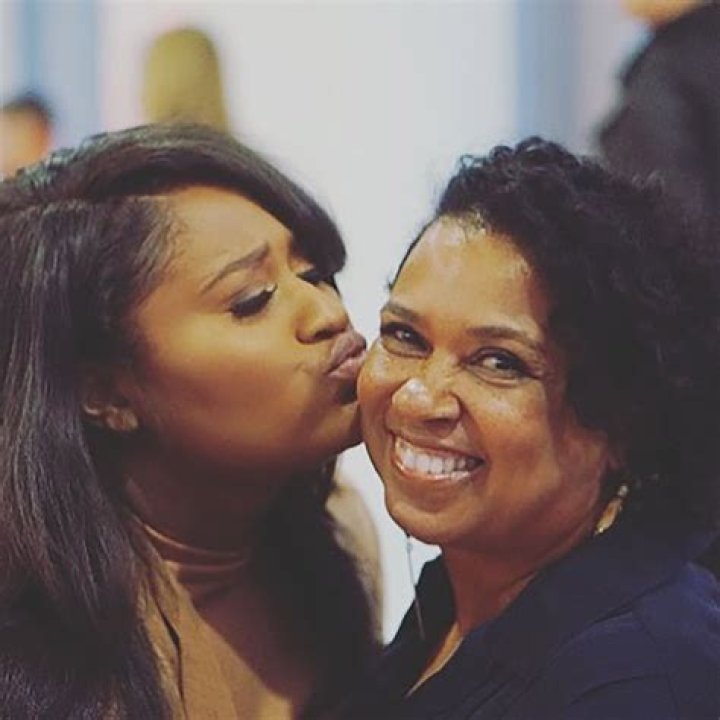 Jazmine Sullivan Honors Her Mother's Legacy Through Music and Love