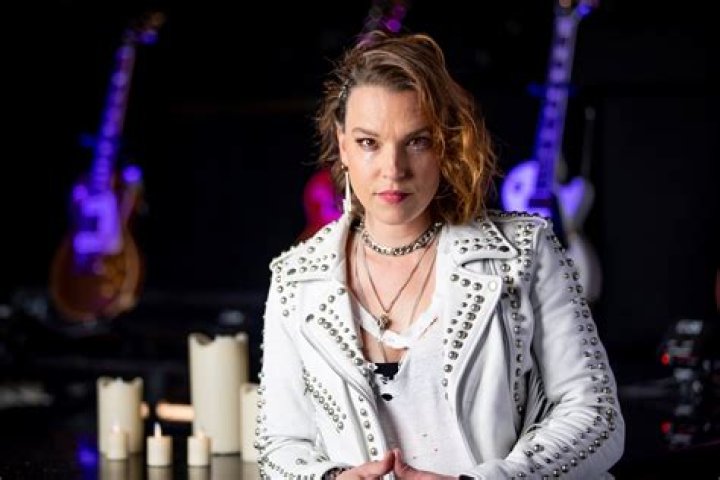 Lzzy Hale Nude: Facts, Myths, and the Truth Behind the Headlines
