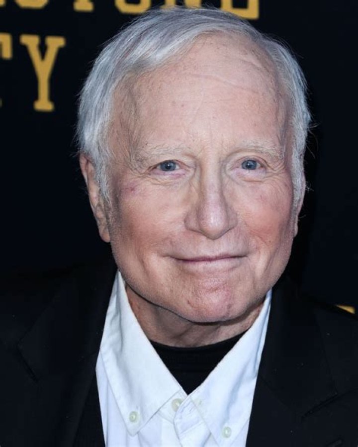 Richard Dreyfuss: A Legacy of Excellence in the Entertainment Industry