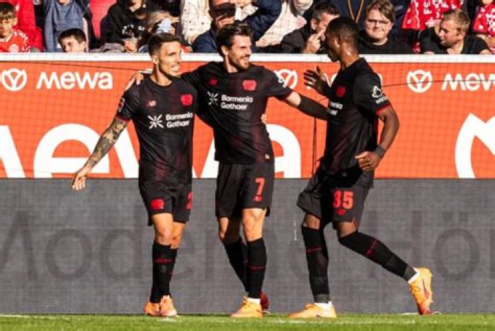 Stuttgart vs Leverkusen: A Seven-Goal Spectacle That Defined Football's Drama