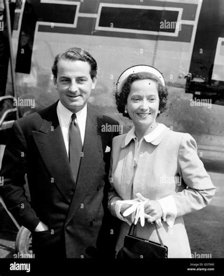 The Enduring Love Story of Merle Oberon and Robert Wolders